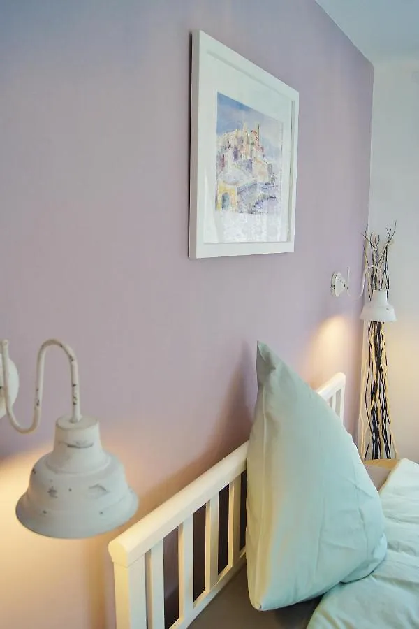 Apartment Schoene, Grosse Ferienwohnung In Waldenbuch, Nahe Stuttgart Messe, Boeblingen, Sindelfingen